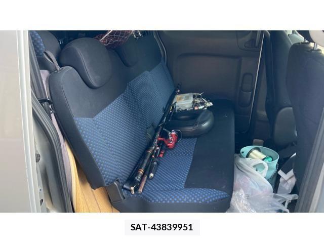 Mitsubishi DELICA 2013-08 8207288-13