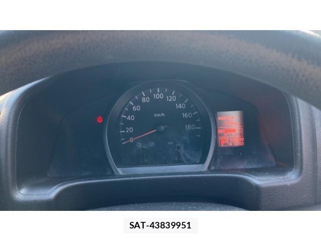 Mitsubishi DELICA 2013-08 8207288-16