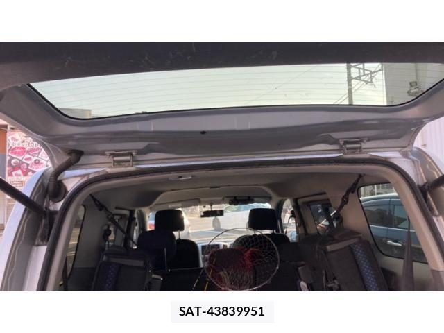 Mitsubishi DELICA 2013-08 8207288-8