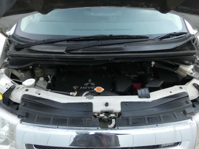 Mitsubishi DELICA 2007-12 811998-16