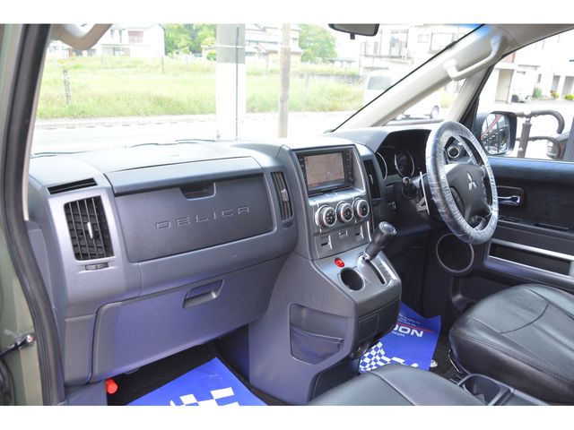Mitsubishi DELICA 2007-05 915195-14