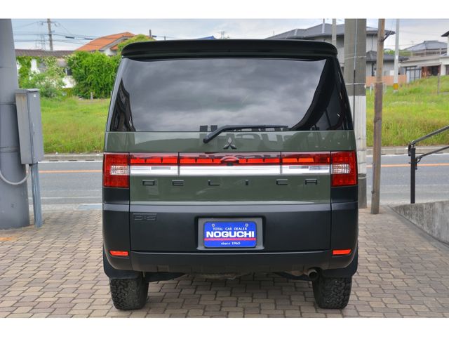 Mitsubishi DELICA 2007-05 915195-5