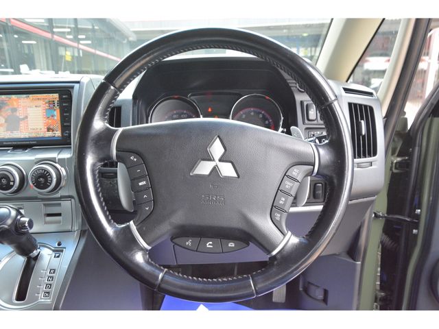 Mitsubishi DELICA 2007-05 915195-7