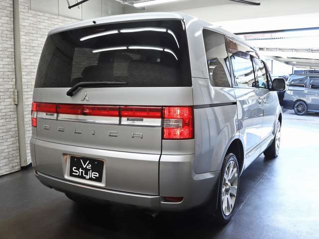 Mitsubishi DELICA 2018-07 2960196-16