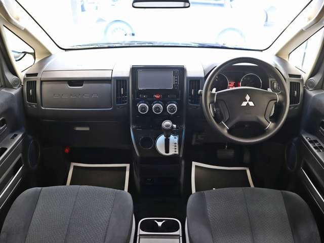 Mitsubishi DELICA 2018-07 2960196-19