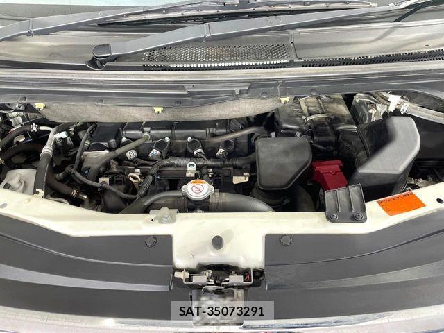 Mitsubishi DELICA 2017-03 5866505-18