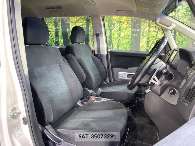 Mitsubishi DELICA 2017-03 5866505-7