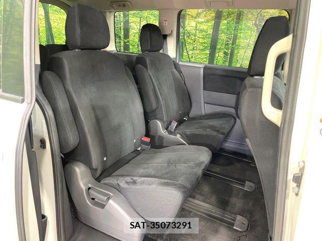 Mitsubishi DELICA 2017-03 5866505-8