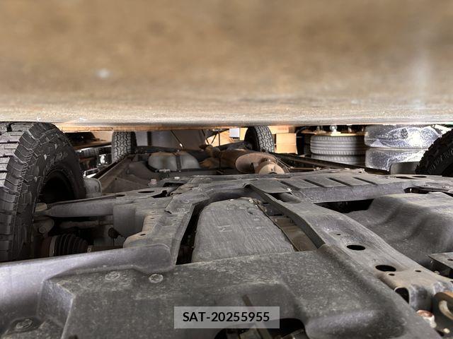 Mitsubishi DELICA 2013-03 5866515-23