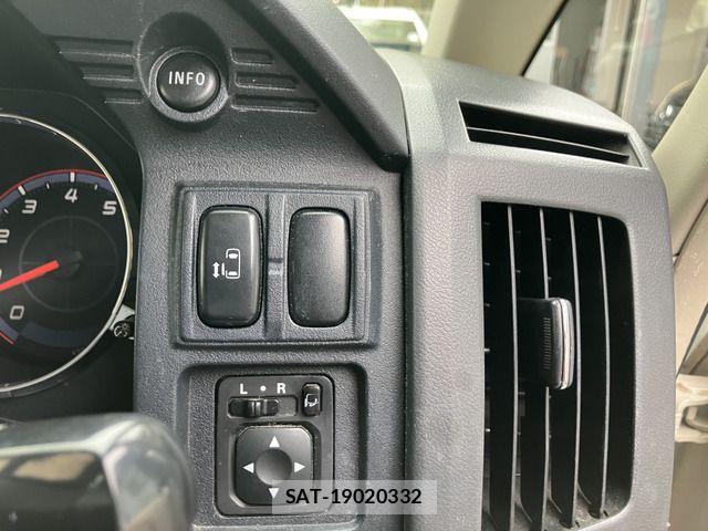 Mitsubishi DELICA 2009-07 6276125-6