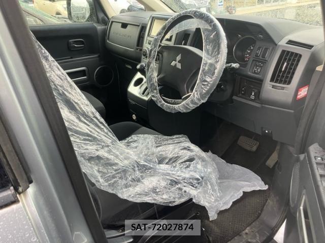 Mitsubishi DELICA 2012-04 6611497-3