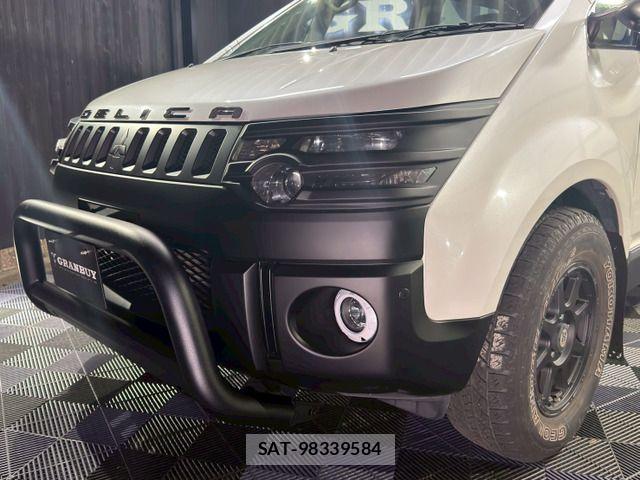 Mitsubishi DELICA 2012-03 6690990-10