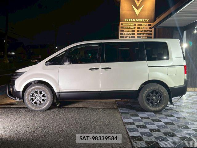 Mitsubishi DELICA 2012-03 6690990-11