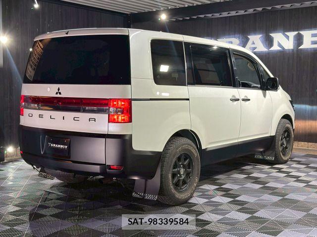 Mitsubishi DELICA 2012-03 6690990-13