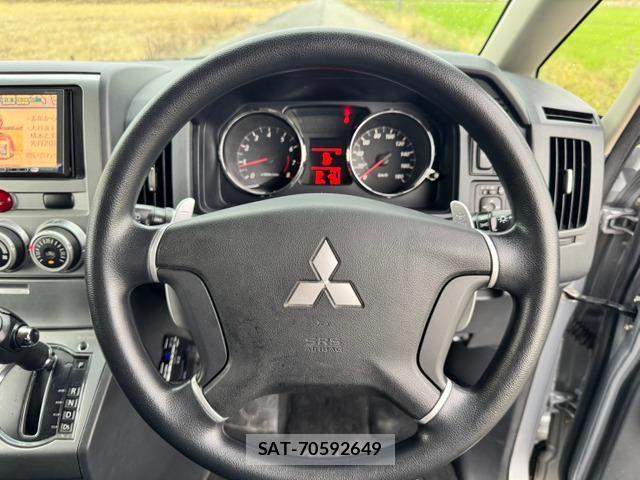 Mitsubishi DELICA 2010-07 6790986-10