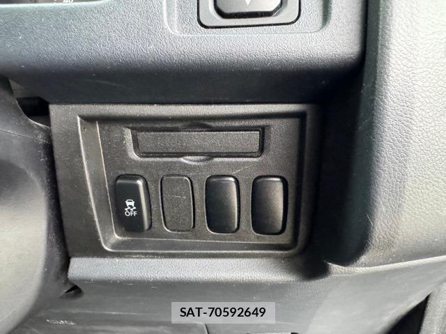 Mitsubishi DELICA 2010-07 6790986-13
