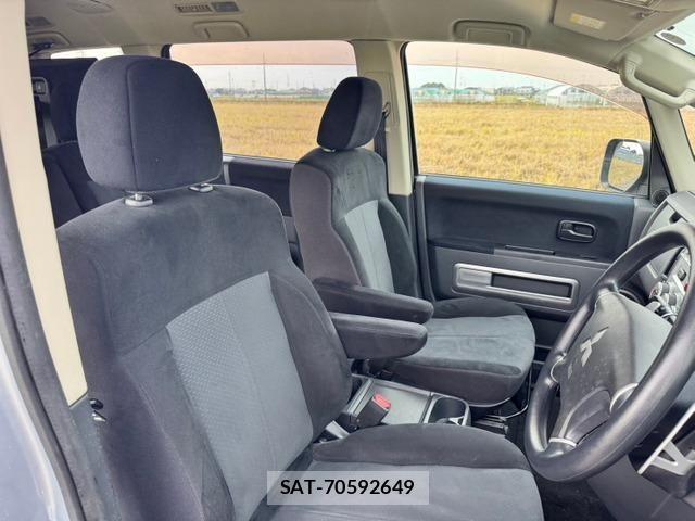 Mitsubishi DELICA 2010-07 6790986-19