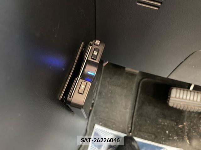 Mitsubishi DELICA 2017-09 6904251-22