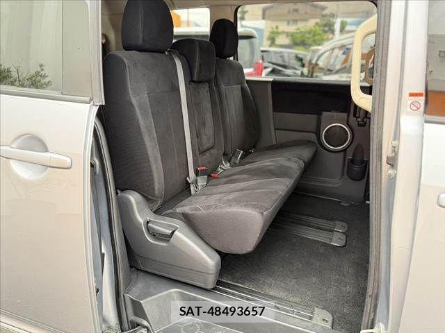 Mitsubishi DELICA 2014-01 7058274-19