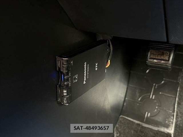 Mitsubishi DELICA 2014-01 7058274-28