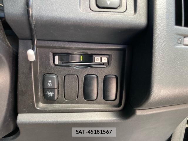 Mitsubishi DELICA 2012-03 7217484-15