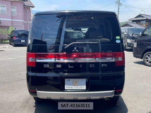 Mitsubishi DELICA 2014-01 7217483-20