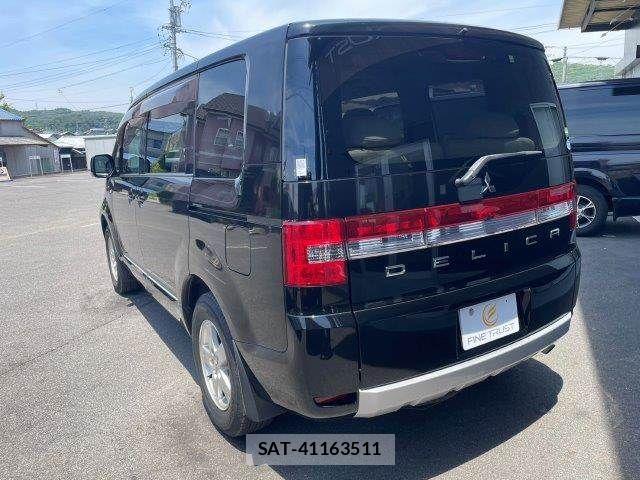 Mitsubishi DELICA 2014-01 7217483-21