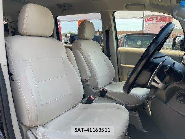 Mitsubishi DELICA 2014-01 7217483-8