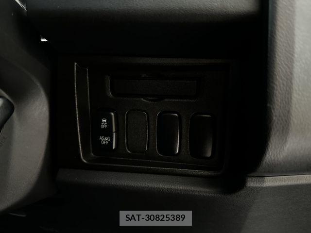 Mitsubishi DELICA 2016-05 7250490-10