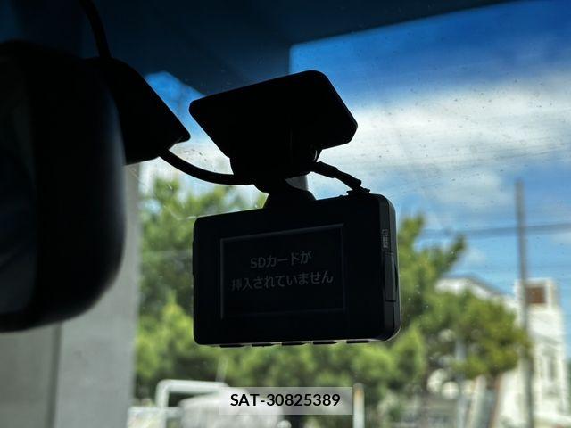 Mitsubishi DELICA 2016-05 7250490-13