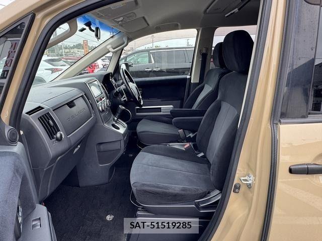 Mitsubishi DELICA 2011-05 7250489-11