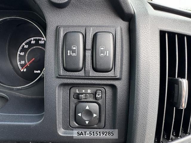 Mitsubishi DELICA 2011-05 7250489-26