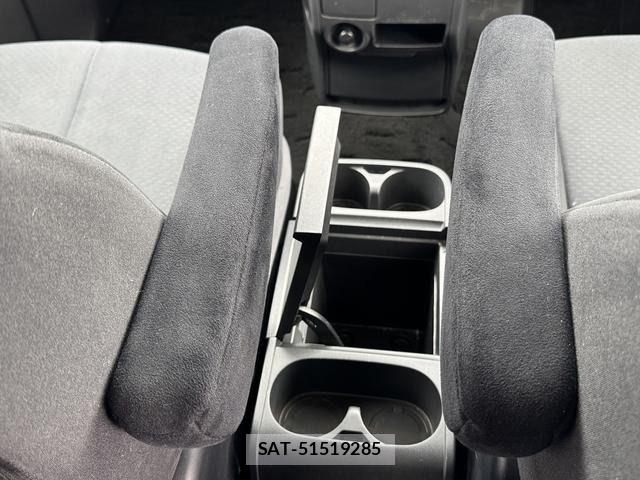 Mitsubishi DELICA 2011-05 7250489-27