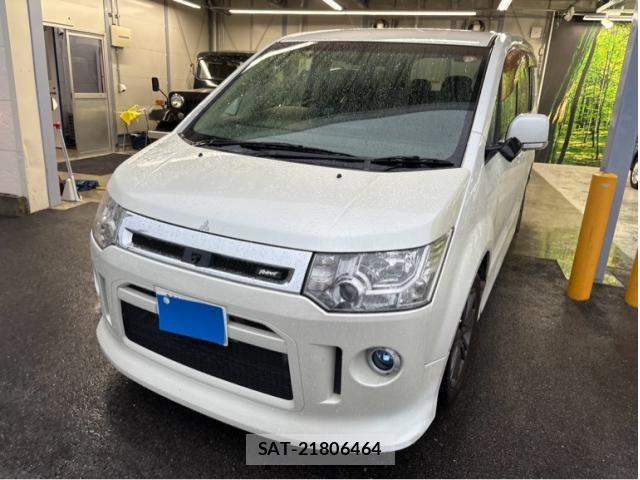 Mitsubishi DELICA 2007-07 7357531-0