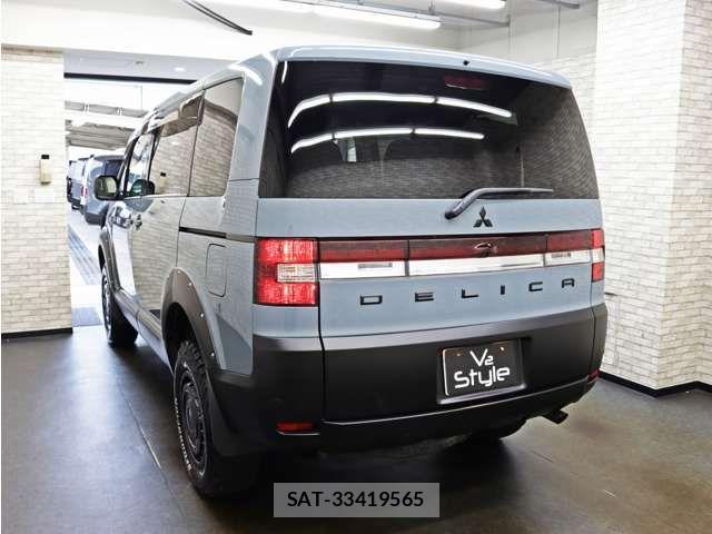 Mitsubishi DELICA 2017-02 7453972-17