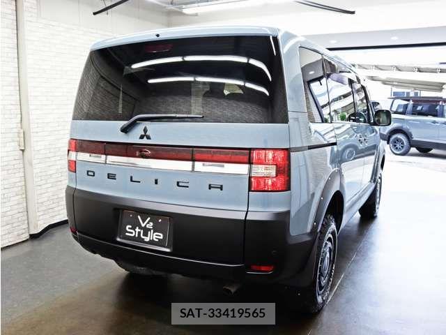 Mitsubishi DELICA 2017-02 7453972-18