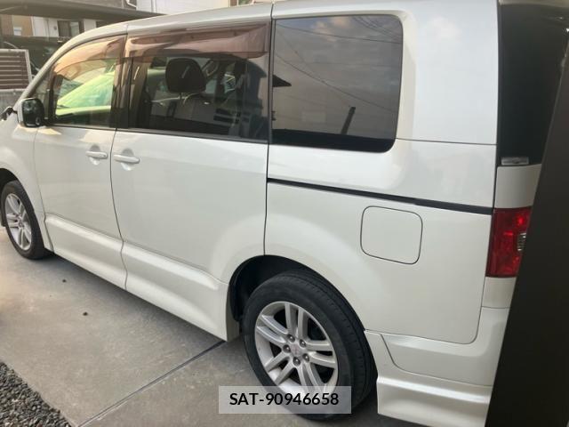 Mitsubishi DELICA 2009-07 7508538-5