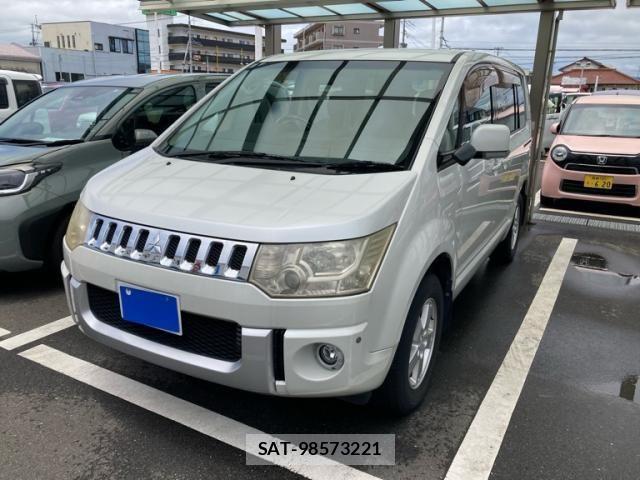 Mitsubishi DELICA 2011-08 7722738-1
