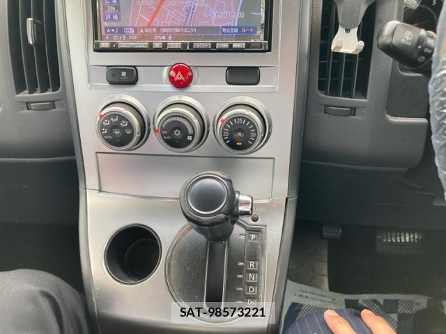 Mitsubishi DELICA 2011-08 7722738-21