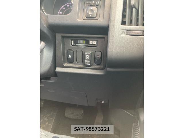 Mitsubishi DELICA 2011-08 7722738-23