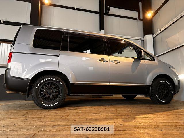 Mitsubishi DELICA 2016-12 7722734-10