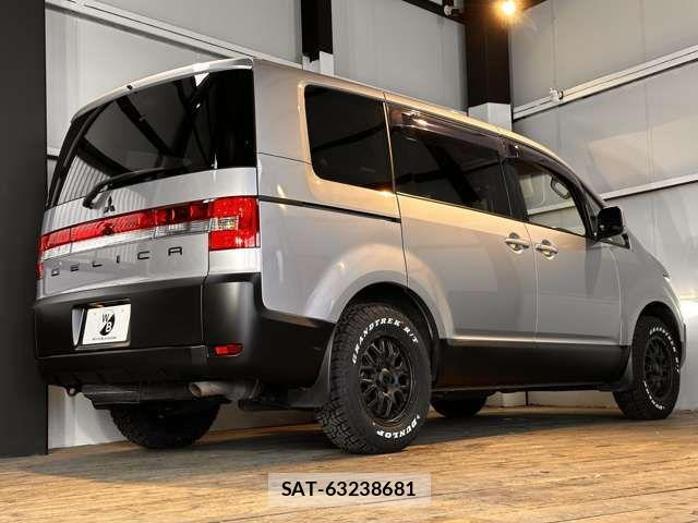 Mitsubishi DELICA 2016-12 7722734-2