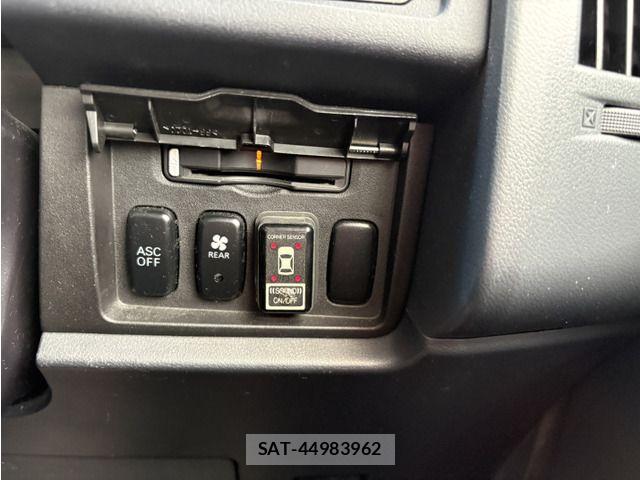 Mitsubishi DELICA 2007-06 7784333-6