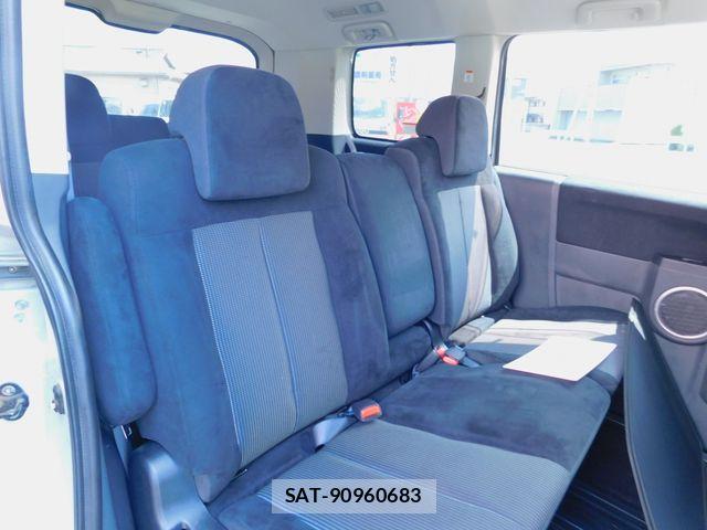 Mitsubishi DELICA 2007-08 7784341-15