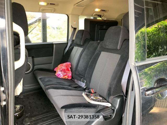 Mitsubishi DELICA 2007-07 7784332-7