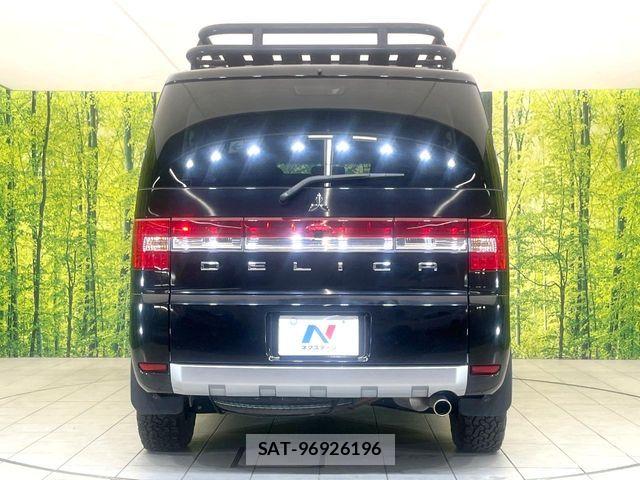 Mitsubishi DELICA 2018-07 7902519-13