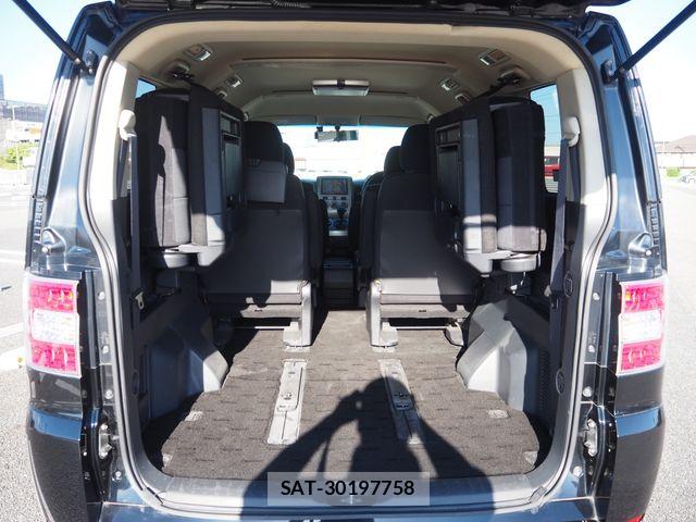 Mitsubishi DELICA 2011-06 7979028-24