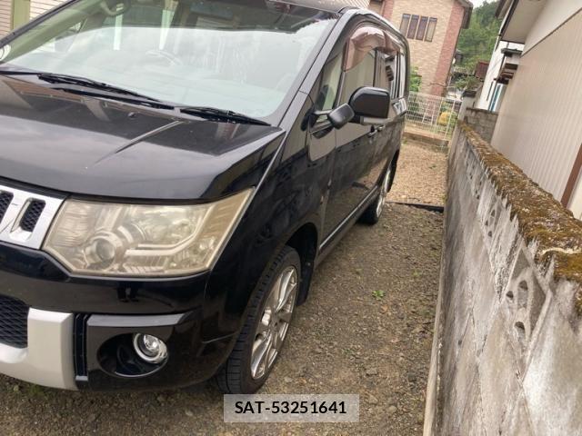 Mitsubishi DELICA 2011-10 8035266-3