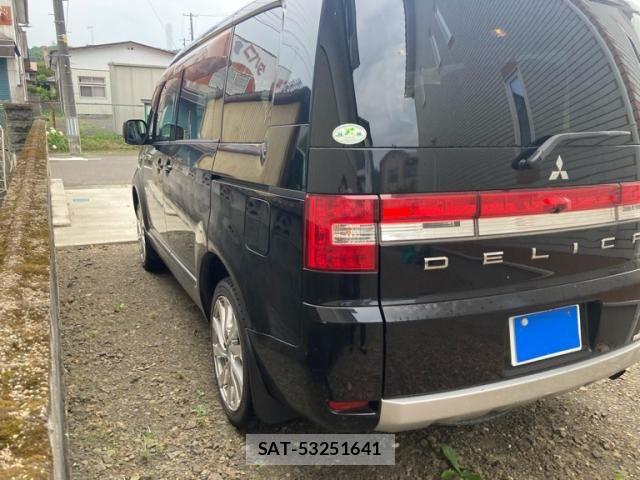 Mitsubishi DELICA 2011-10 8035266-5