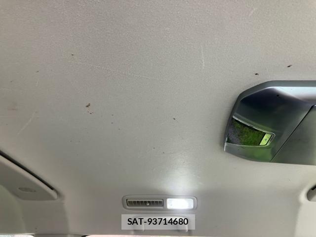 Mitsubishi DELICA 2012-09 8073573-19